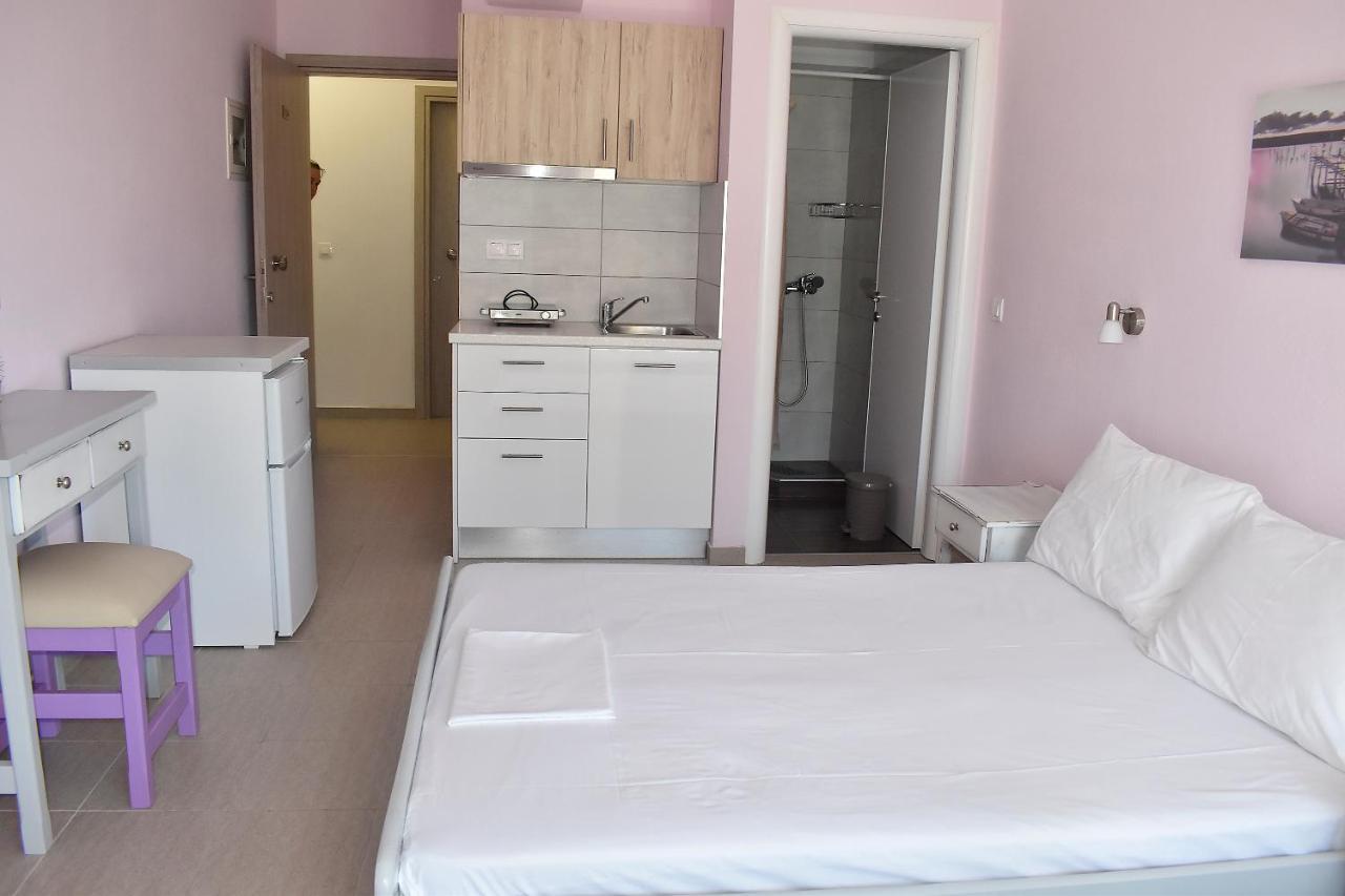 Giorgos-Fenia Apartments Paralia Katerinis Exterior photo